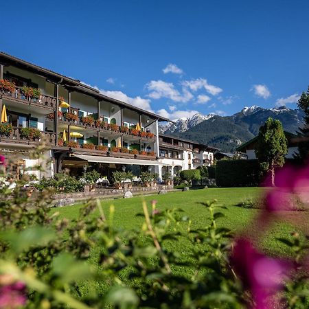Parkhotel Wallgau 4 Sterne Superior Alpenjuwel Mit Spa Genuss, Golf & Wellness In Der Karwendel-Region Tradition Trifft Eleganz Im Stilvollen Rueckzugsort Exterior foto