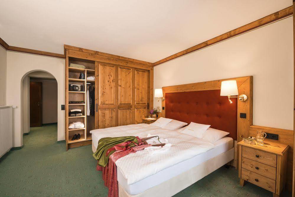 Parkhotel Wallgau 4 Sterne Superior Alpenjuwel Mit Spa Genuss, Golf & Wellness In Der Karwendel-Region Tradition Trifft Eleganz Im Stilvollen Rueckzugsort Exterior foto